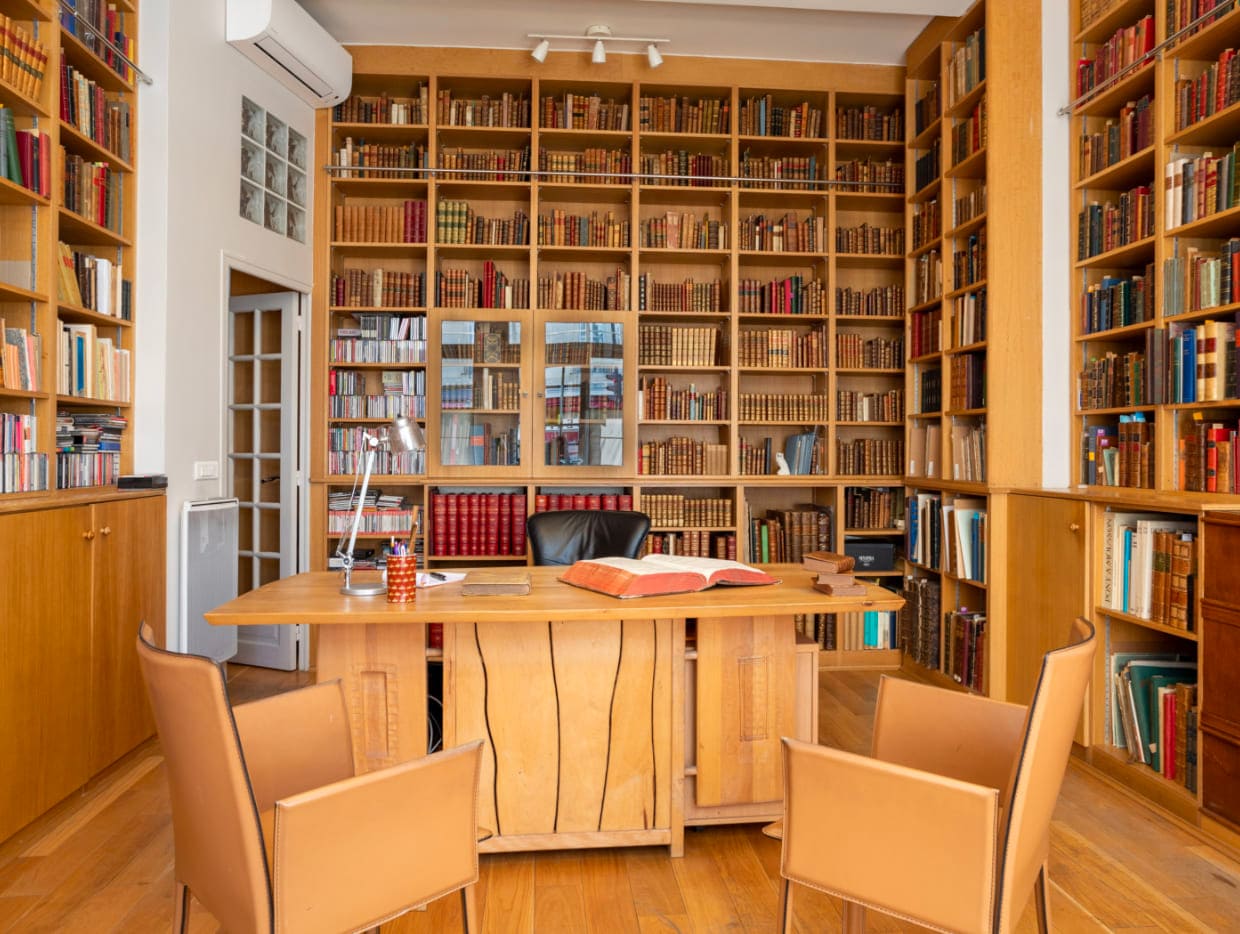 Intérieur Librairie Hatchuel